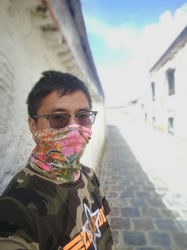 默语的第一张照片--曲靖闪婚服务中心